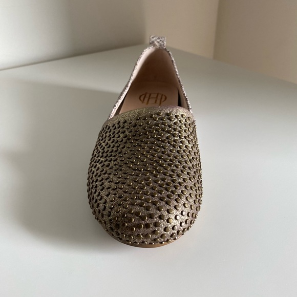 NWOT House of Harlow 1960 Stud Kye Flat - Picture 7 of 13